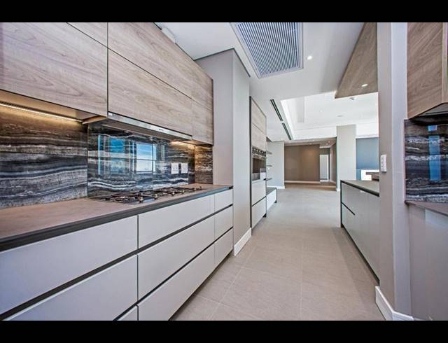 3 BEDROOM APARTMENT FOR SALE IN ROSEBANK